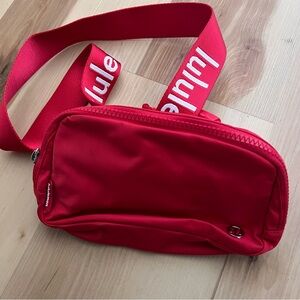 lululemon everywhere belt bag fanny pack